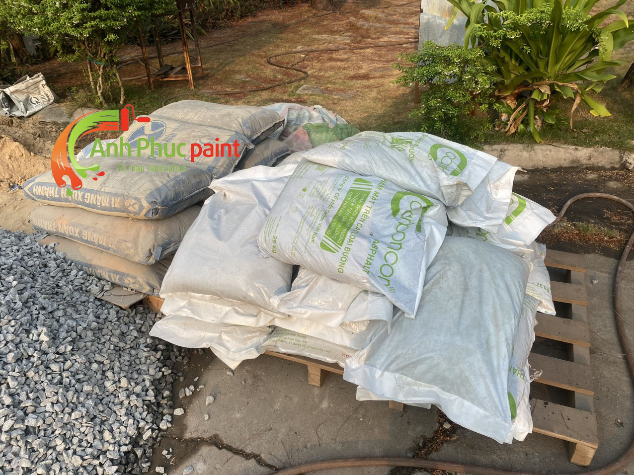 Tuy nhiên, Bê tông nhựa nguội Carboncor Asphalt 1️⃣ Bình Dương luôn để giá hữu nghị, mức giá bán ngoài bằng với mức giá chiết khẩu của hãng.