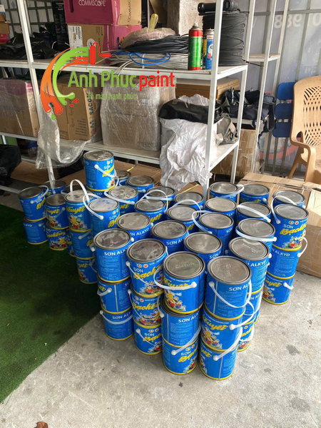 Chúng tôi luôn nỗ lực cập nhật sản phẩm mới, đầy đủ các dòng sơn Alkyd từ bóng đến mờ, từ màu chuẩn đến các màu phối hiện đại, đáp ứng tốt mọi yêu cầu thẩm mỹ và kỹ thuật.#1 Cửa hàng bán sơn dầu Alkyd Bạch Tuyết Bình Dương