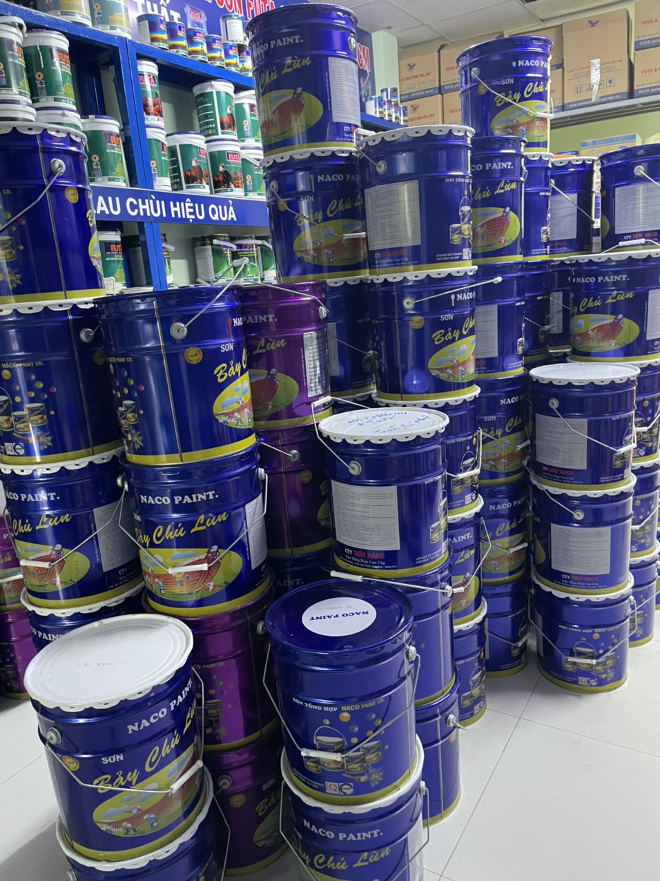 Sơn Sắt Mạ Kẽm Naco Paint - Đại lý sơn giá sỉ là Công ty hoạt động trong lĩnh vực phân phối và thi công sơn chuyên nghiệp. Với vai trò là đơn vị tư vấn, thi công sơn chuyên nghiệp